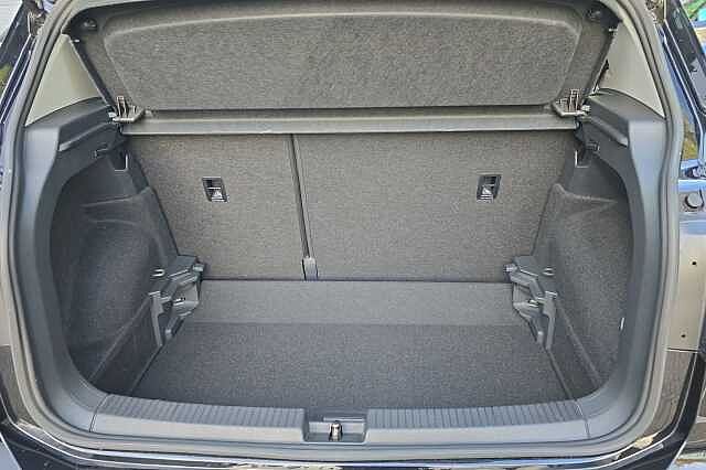 Used Volkswagen T-Cross 2023 for sale - 76280659: Photo 11