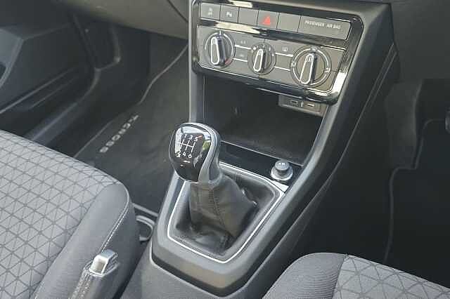 Used Volkswagen T-Cross 2023 for sale - 76280659: Photo 19
