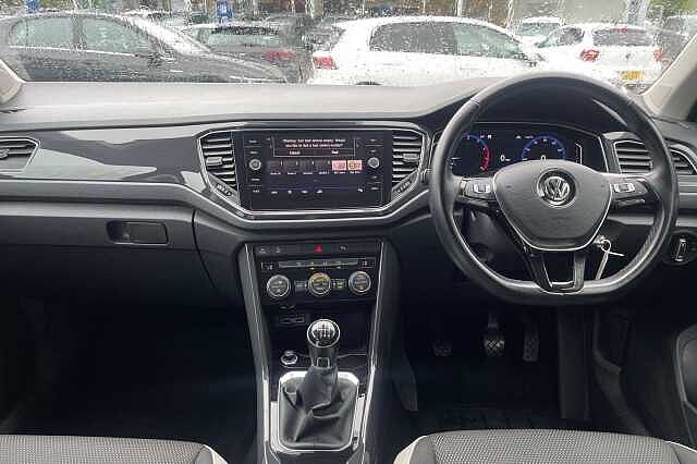 Used Volkswagen T-Roc 2018 for sale - 76114449: Photo 10