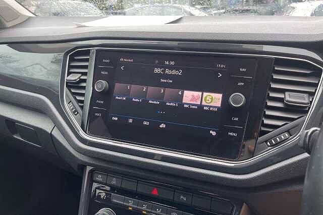 Used Volkswagen T-Roc 2018 for sale - 76114449: Photo 13