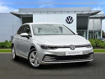 Volkswagen - Golf