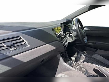 Used Volkswagen Polo 2023 for sale - 75948099: Photo