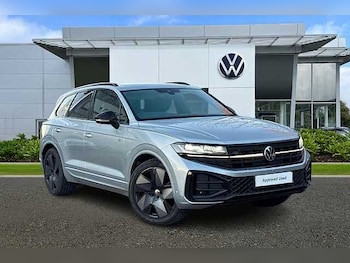 2025 (75) - 3.0 V6 TDI 4Motion 286 Black Edition 5dr Tip Auto