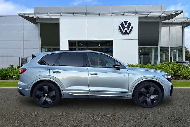Used Volkswagen Touareg 2025 for sale - 77129325: Photo 4