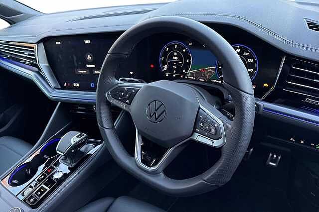 Used Volkswagen Touareg 2025 for sale - 77129325: Photo 6