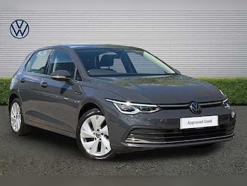 Used Volkswagen Golf 2024 for sale - 78236785: Photo