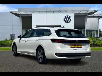Used Volkswagen Passat 2024 for sale - 73495623: Photo