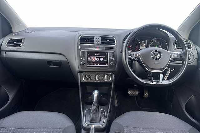 Used Volkswagen Polo 2015 for sale - 76299534: Photo 10