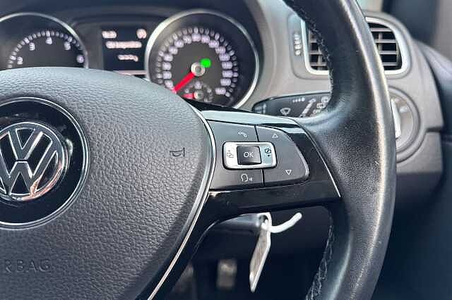 Used Volkswagen Polo 2015 for sale - 76299534: Photo 17