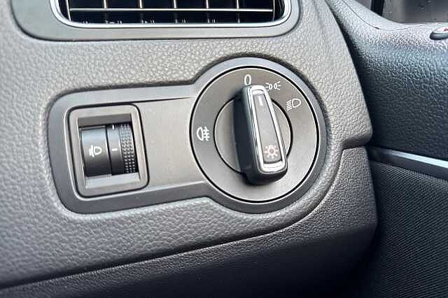 Used Volkswagen Polo 2015 for sale - 76299534: Photo 24