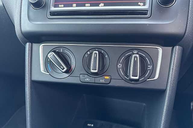 Used Volkswagen Polo 2015 for sale - 76299534: Photo 26