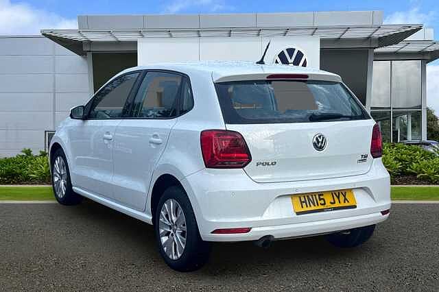 Used Volkswagen Polo 2015 for sale - 76299534: Photo 3