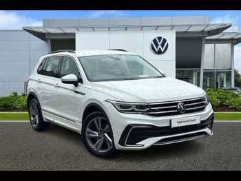 2023 (23) - 1.5 TSI (150ps) R-Line Edition EVO DSG 5-Door