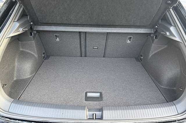 Used Volkswagen T-Roc 2025 for sale - 77681644: Photo 11