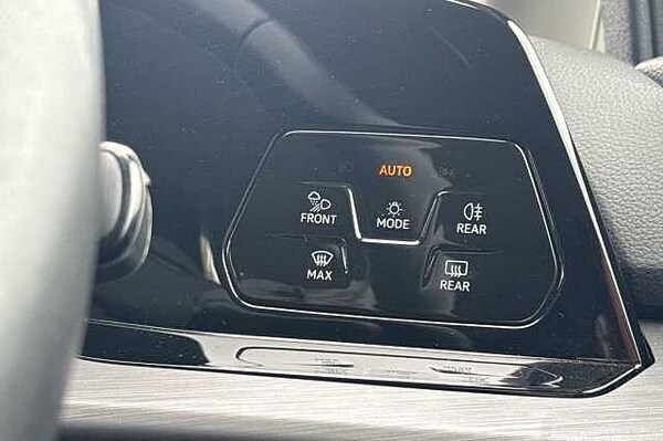 Used Volkswagen Golf 2022 for sale - 76236492: Photo 31