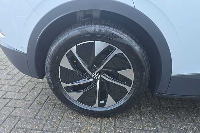 Used Volkswagen ID.4 2025 for sale - 77730110: Photo 5