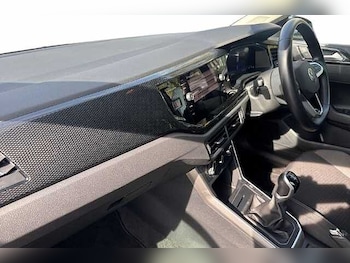 Used Volkswagen Polo 2023 for sale - 76133811: Photo 2