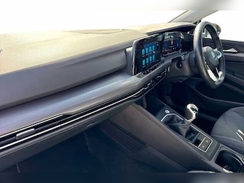 Used Volkswagen Golf 2022 for sale - 75574673: Photo