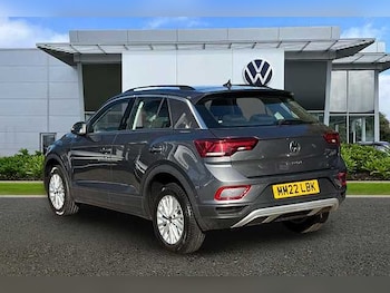 Used Volkswagen T-Roc 2022 for sale - 76119773: Photo 3