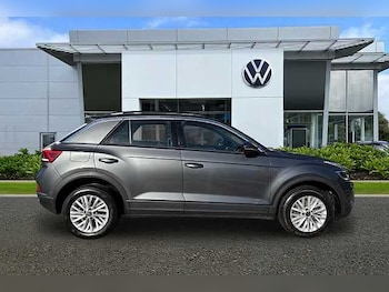 Used Volkswagen T-Roc 2022 for sale - 76119773: Photo 4