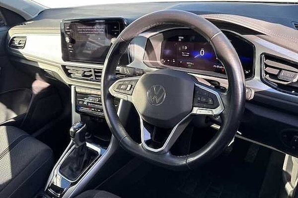 Used Volkswagen T-Roc 2022 for sale - 76119773: Photo 6