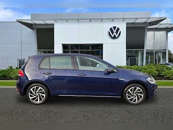 Used Volkswagen Golf 2019 for sale - 77283234: Photo