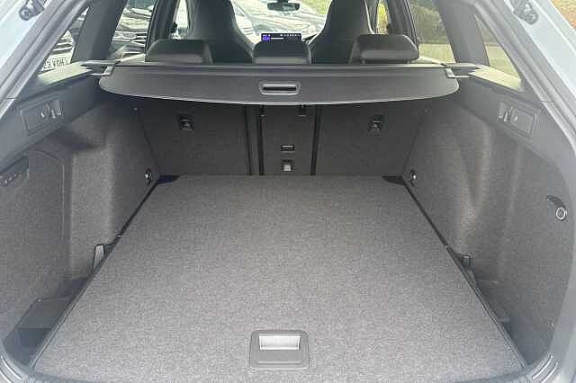 Used Volkswagen Golf 2025 for sale - 77906212: Photo 11