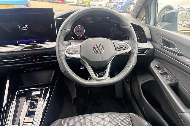 Used Volkswagen Golf 2025 for sale - 77906212: Photo 14