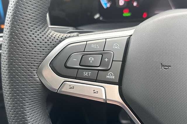 Used Volkswagen Golf 2025 for sale - 77906212: Photo 15