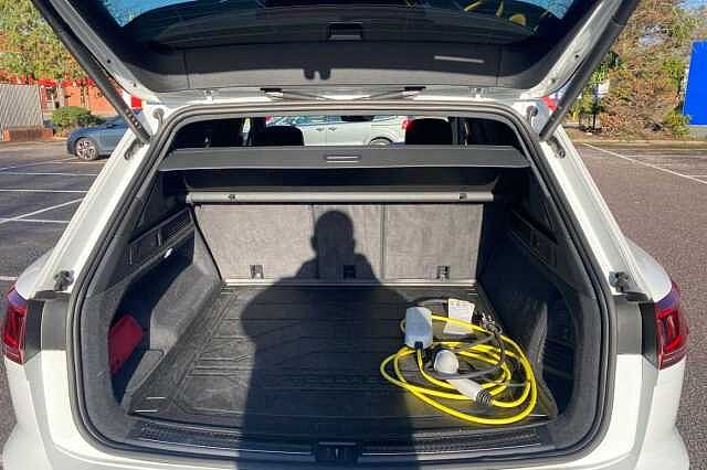 Used Volkswagen Touareg 2023 for sale - 77494543: Photo 11