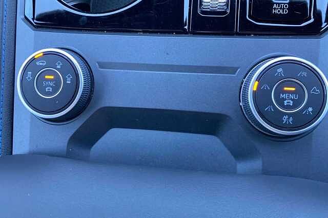 Used Volkswagen Touareg 2023 for sale - 77494543: Photo 31