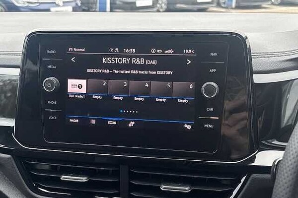 Used Volkswagen T-Roc 2025 for sale - 76082156: Photo 13