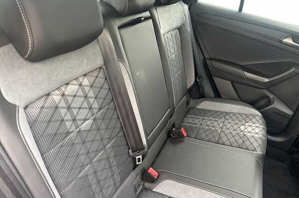 Used Volkswagen T-Roc 2025 for sale - 76082156: Photo 8