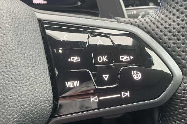 Used Volkswagen Golf 2022 for sale - 75760875: Photo 17