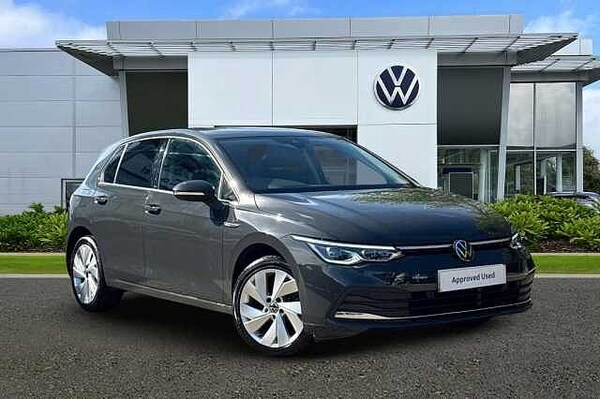 Used Volkswagen Golf 2023 for sale - 75689859: Photo 1