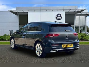 Used Volkswagen Golf 2023 for sale - 75689859: Photo
