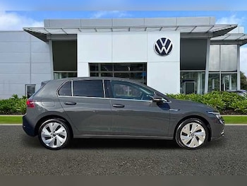 Used Volkswagen Golf 2023 for sale - 75689859: Photo