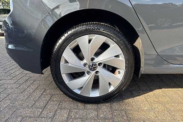 Used Volkswagen Golf 2023 for sale - 75689859: Photo 5