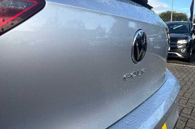 Used Volkswagen Golf 2021 for sale - 76304974: Photo 32