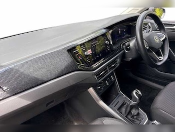 Used Volkswagen Polo 2024 for sale - 78558416: Photo