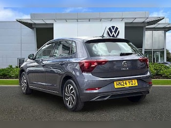 Used Volkswagen Polo 2024 for sale - 78558416: Photo
