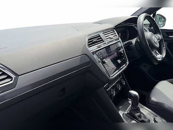 Used Volkswagen Tiguan 2020 for sale - 78640728: Photo