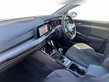 Used Volkswagen Golf 2023 for sale - 78069772: Photo