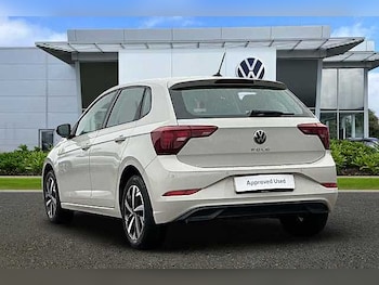 Used Volkswagen Polo 2022 for sale - 76106688: Photo 3