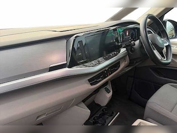 Used Volkswagen Multivan 2023 for sale - 77704212: Photo