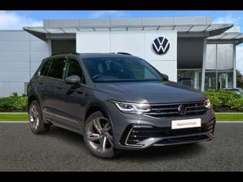 2023 (73) - R-Line Launch Edition 2.0 TDI 150PS DSG + PANORAMIC SUNROOF 5-Door