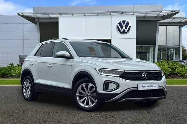 Used Volkswagen T-Roc 2023 for sale - 76133805: Photo 1