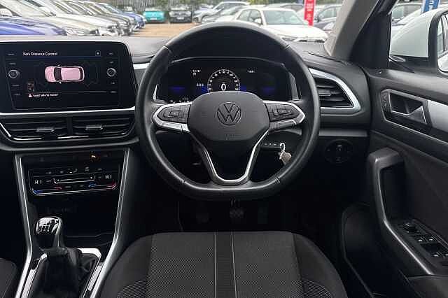 Used Volkswagen T-Roc 2023 for sale - 76133805: Photo 14