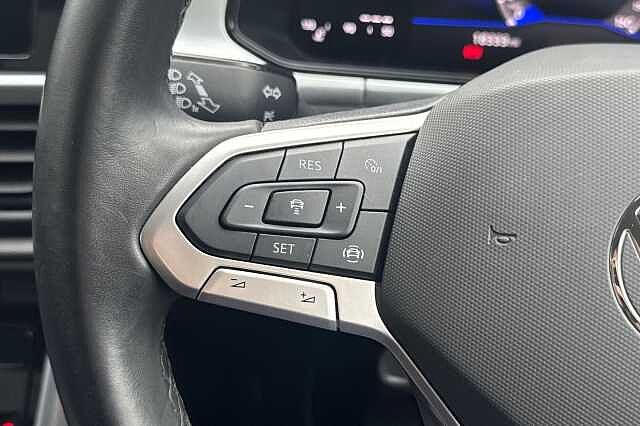 Used Volkswagen T-Roc 2023 for sale - 76133805: Photo 15