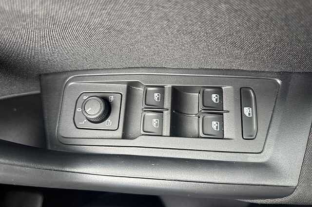 Used Volkswagen T-Roc 2023 for sale - 76133805: Photo 26